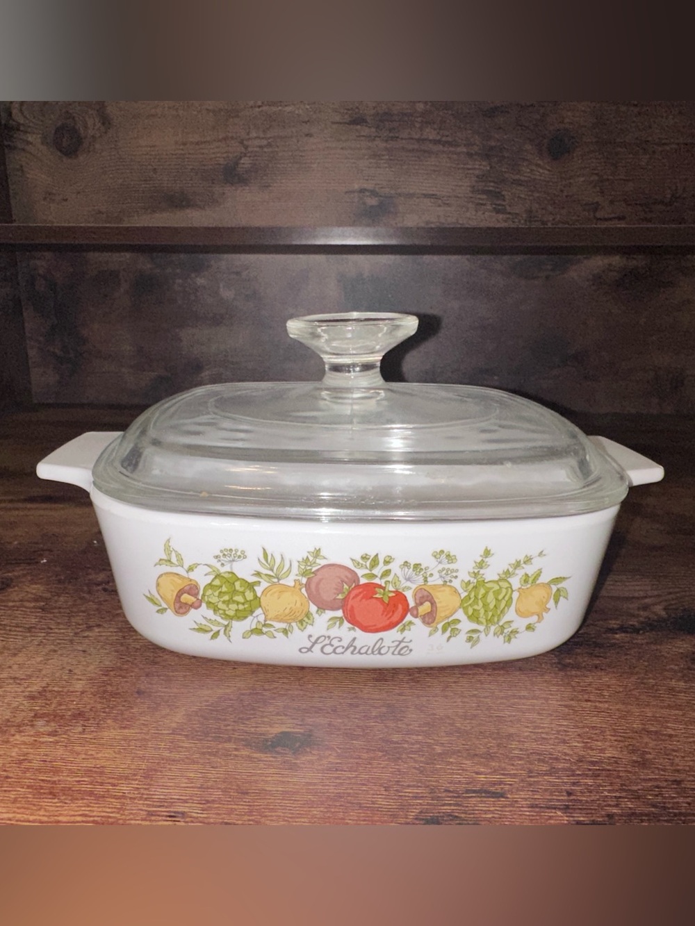 Corning Ware Spice of life “Le Romarin” casserole dish with lid.